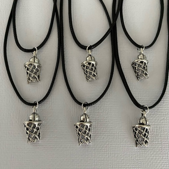 Basketball Team/Party Necklaces 6 - Picture 1 of 3
